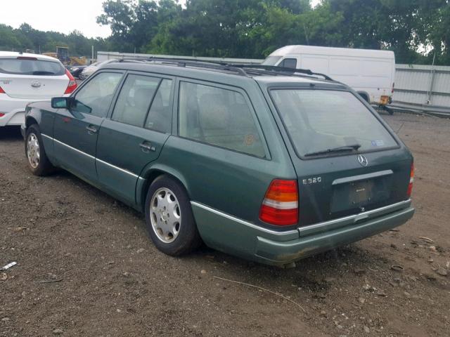 WDBEA92E3RF269425 - 1994 MERCEDES-BENZ E 320 GREEN photo 3