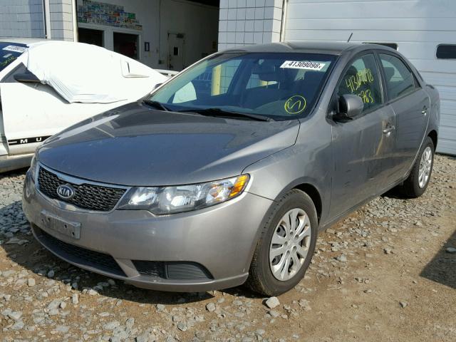 KNAFU4A24B5886266 - 2011 KIA FORTE EX GRAY photo 2