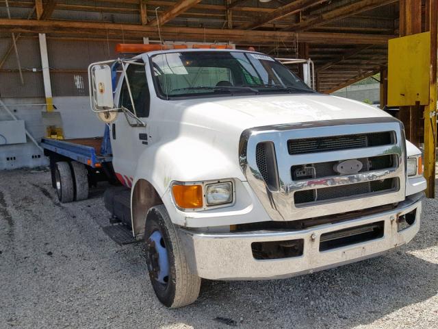 3FRNF65F87V515823 - 2007 FORD F650 SUPER WHITE photo 1