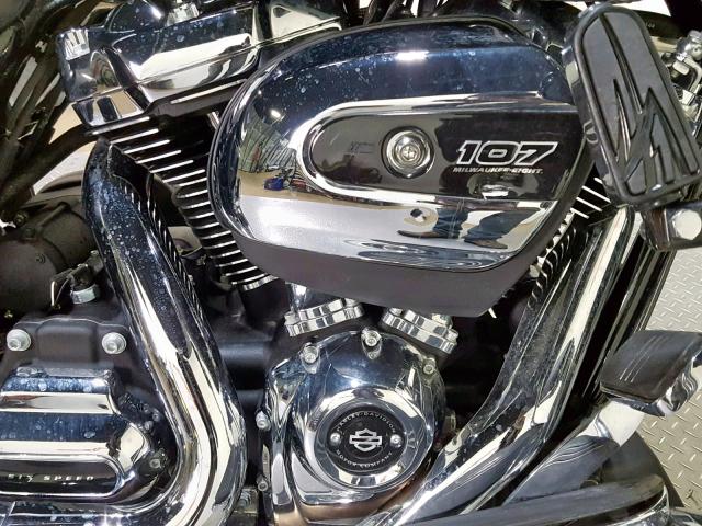 1HD1KRC16HB661893 - 2017 HARLEY-DAVIDSON FLHXS STRE BLACK photo 12