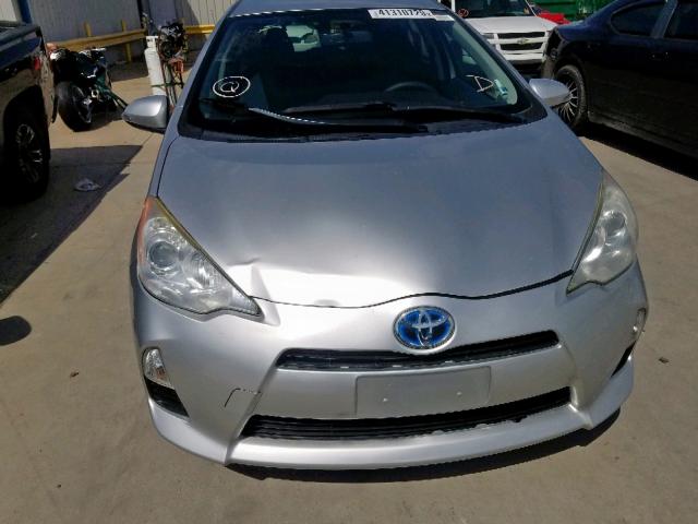 JTDKDTB3XE1561166 - 2014 TOYOTA PRIUS C SILVER photo 9