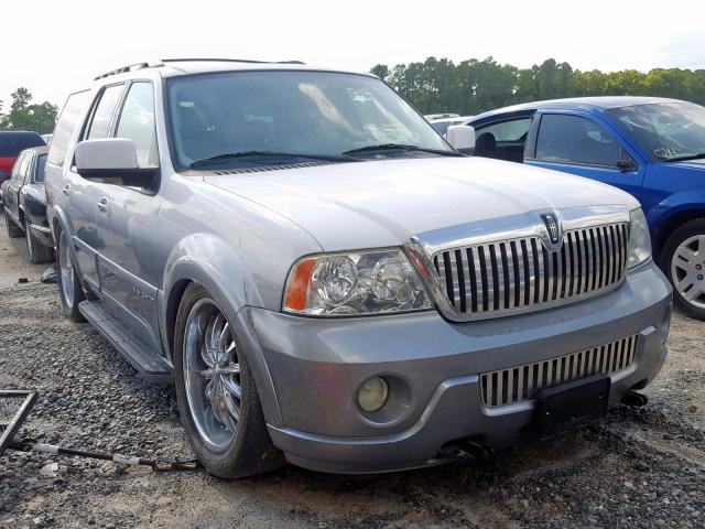 5LMFU27R94LJ06667 - 2004 LINCOLN NAVIGATOR SILVER photo 1