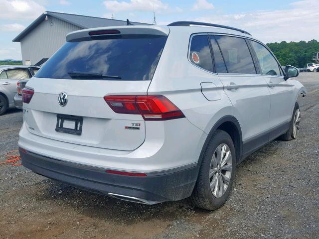 3VV2B7AX8JM051379 - 2018 VOLKSWAGEN TIGUAN SE WHITE photo 4