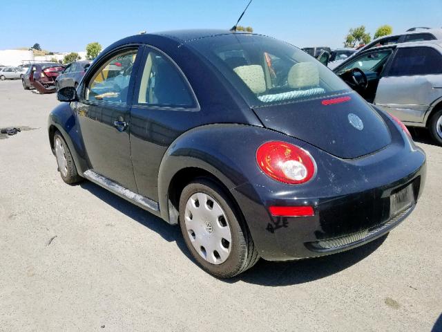 3VWPG3AG6AM018165 - 2010 VOLKSWAGEN NEW BEETLE შავი ფოტო 3