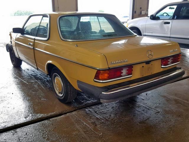 12315012004930 - 1979 MERCEDES-BENZ 300 YELLOW photo 3