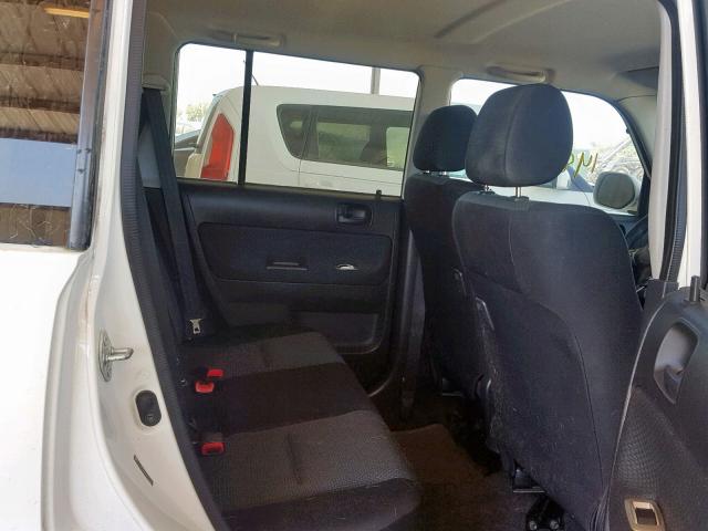 JTLKT324X64103417 - 2006 TOYOTA SCION XB 白色 照片 6