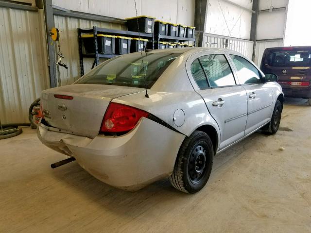 1G1AT58H797183297 - 2009 CHEVROLET COBALT LT SILVER photo 4