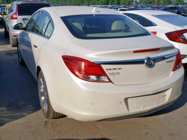 2G4GS5EK3C9159651 - 2012 BUICK REGAL PREM WHITE photo 3