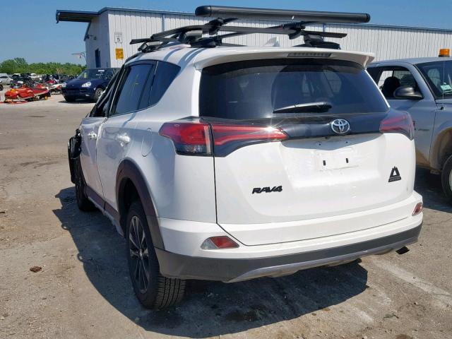 2T3RFREVXJW845708 - 2018 TOYOTA RAV4 ADVEN WHITE photo 3