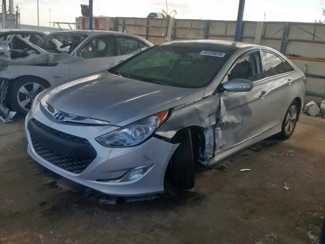 KMHEC4A49FA129648 - 2015 HYUNDAI SONATA HYB SILVER photo 2