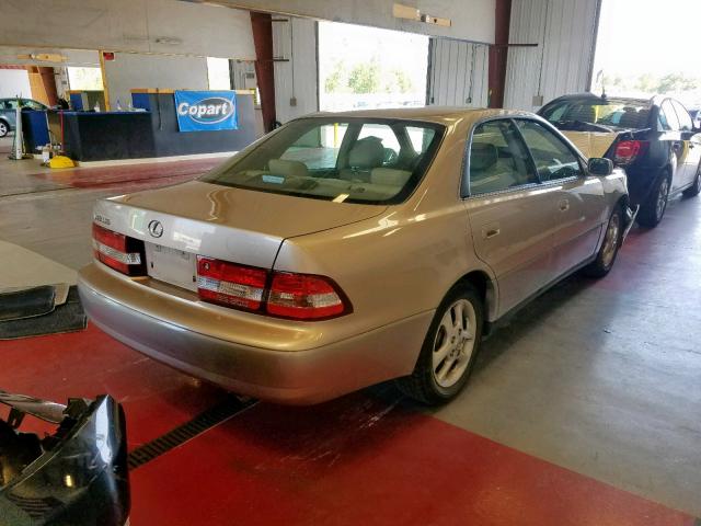 JT8BF28G815111998 - 2001 LEXUS ES 300 GOLD photo 4