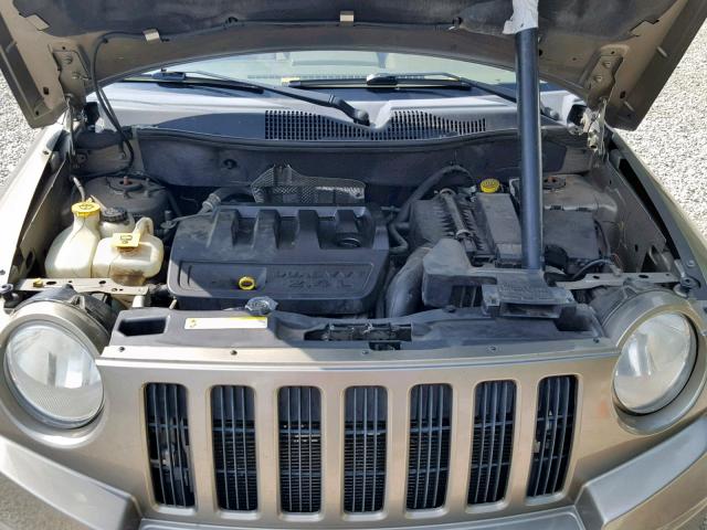 1J8FF47W08D557501 - 2008 JEEP COMPASS SP TAN photo 7