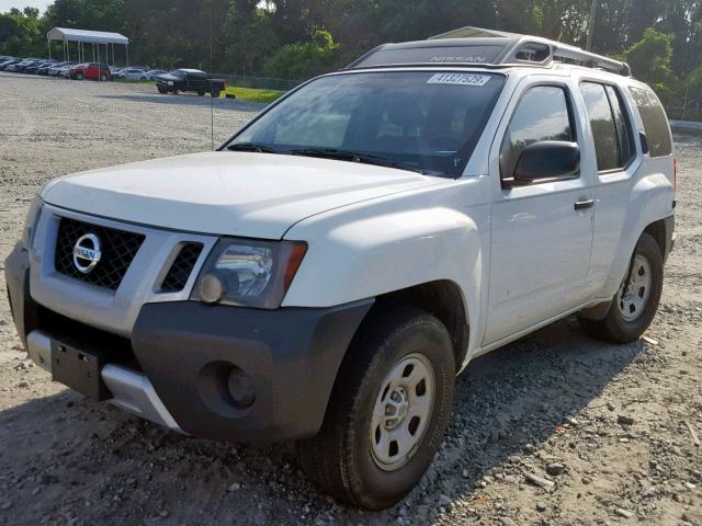 5N1AN0NU0EN801339 - 2014 NISSAN XTERRA X WHITE photo 2