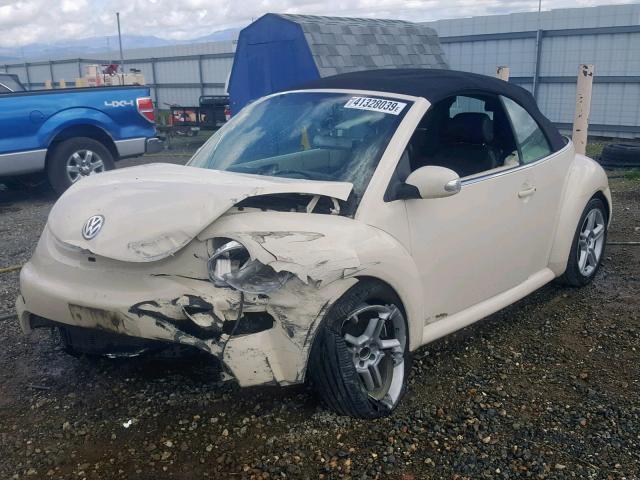3VWCD31Y34M329542 - 2004 VOLKSWAGEN NEW BEETLE თაფლისფერი ფოტო 2
