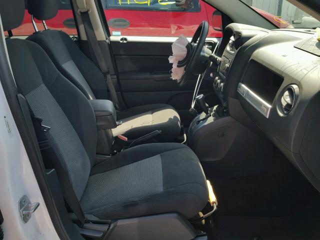 1C4NJCBB0ED893161 - 2014 JEEP COMPASS SP 白色 照片 5