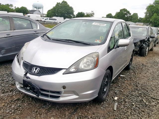 JHMGE8H37CS000887 - 2012 HONDA FIT SILVER photo 2