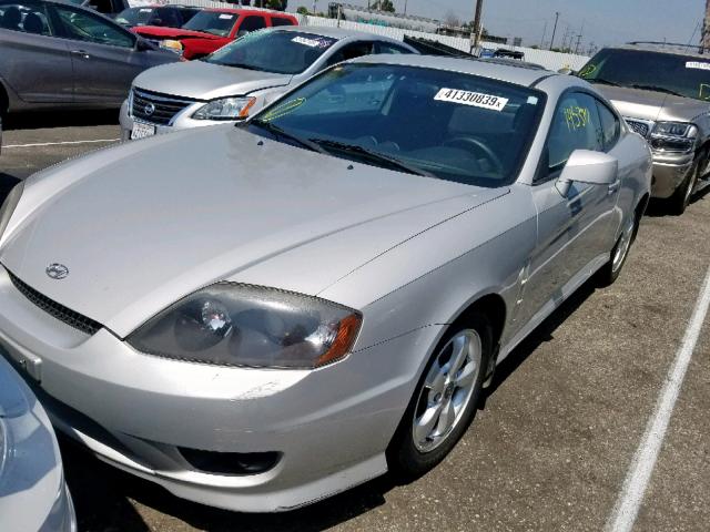 KMHHM65D55U178343 - 2005 HYUNDAI TIBURON SILVER photo 2