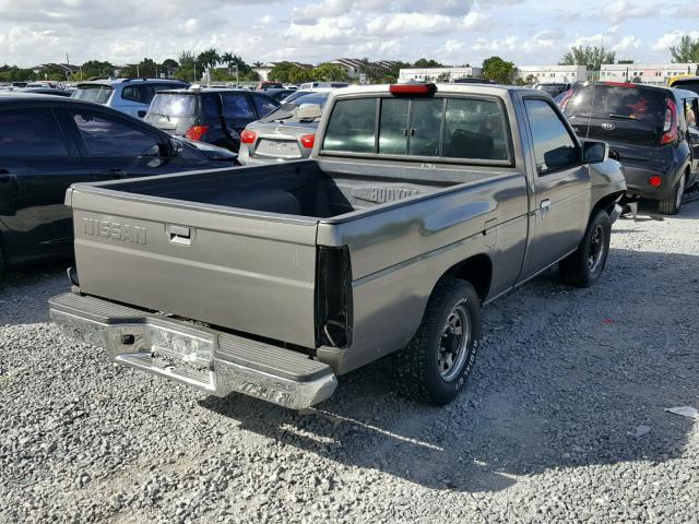 1N6SD11S6RC405646 - 1994 NISSAN TRUCK BASE GRAY photo 4