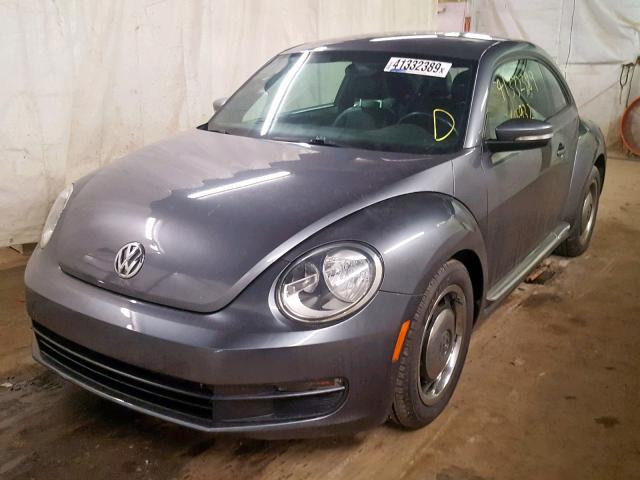 3VWJP7ATXCM665021 - 2012 VOLKSWAGEN BEETLE GRAY photo 2