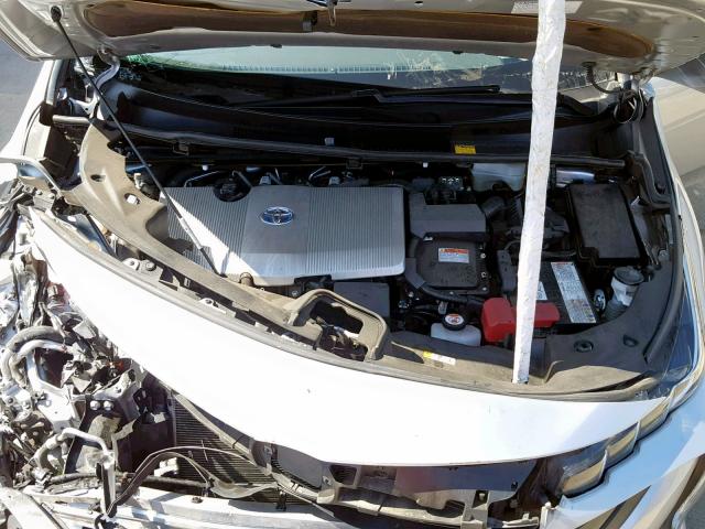 JTDKARFP0J3084531 - 2018 TOYOTA PRIUS PRIM 银色 照片 7