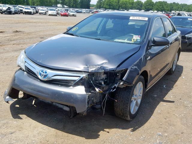 4T1BD1FK9CU015147 - 2012 TOYOTA CAMRY HYBR GRAY photo 2