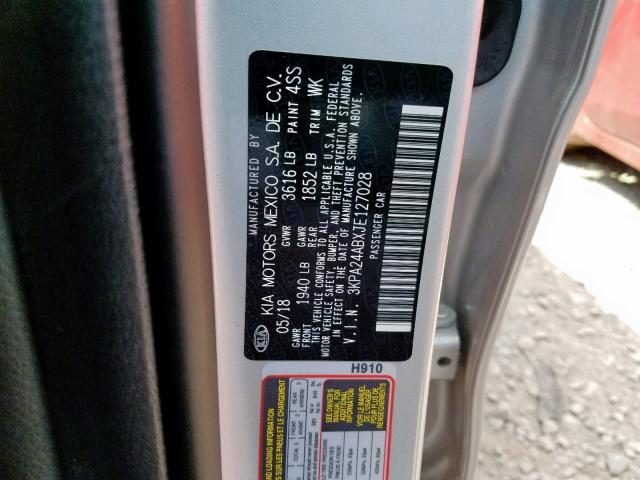 3KPA24ABXJE127028 - 2018 KIA RIO LX SILVER photo 10