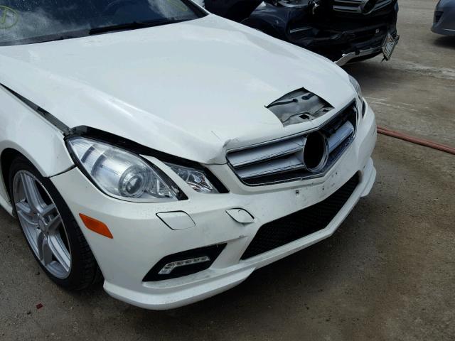 WDDKJ7CB0BF076495 - 2011 MERCEDES-BENZ E 550 WHITE photo 6