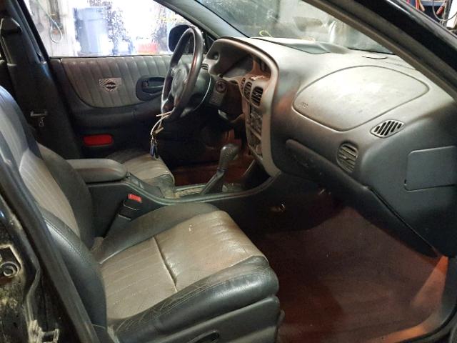 1G2WR52131F204393 - 2001 PONTIAC GRAND PRIX შავი ფოტო 5