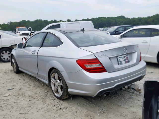 WDDGJ4HB1CF810334 - 2012 MERCEDES-BENZ C 250 SILVER photo 3