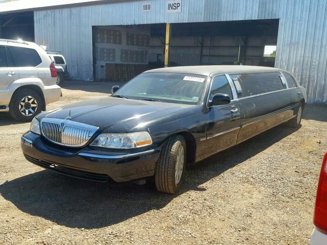 1L1FM88W76Y611270 - 2006 LINCOLN TOWN CAR E BLACK photo 2