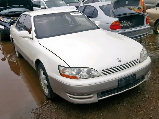 JT8VK13T9P0179353 - 1993 LEXUS ES 300 WHITE photo 1