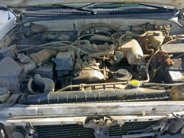 4TANM92N8YZ597814 - 2000 TOYOTA TACOMA PRE WHITE photo 7