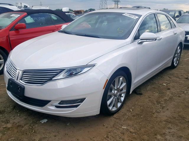 3LN6L2LU8GR610858 - 2016 LINCOLN MKZ HYBRID WHITE photo 2