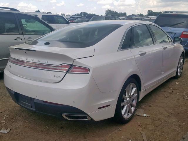 3LN6L2LU8GR610858 - 2016 LINCOLN MKZ HYBRID WHITE photo 4