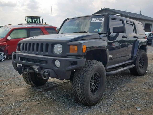 5GTDN13E578141571 - 2007 HUMMER H3 BLACK photo 2