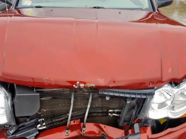 1J8GR48K08C122071 - 2008 JEEP GRAND CHER RED photo 7