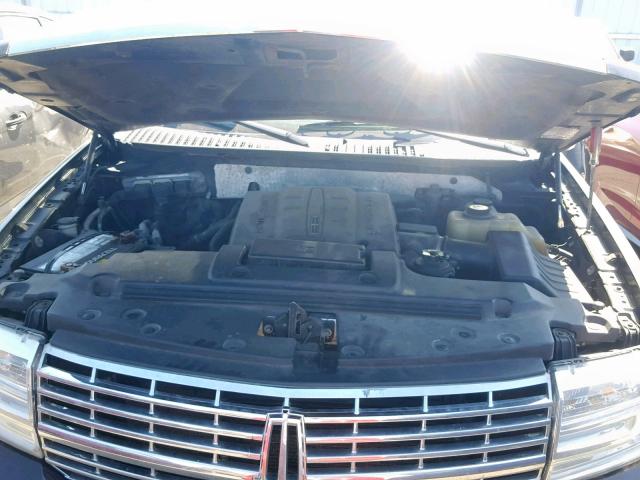 5LMFL28597LJ18837 - 2007 LINCOLN NAVIGATOR PURPLE photo 7