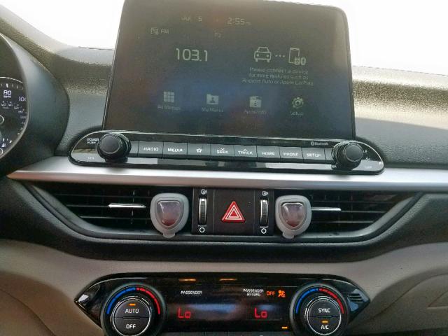 3KPF24AD0KE082707 - 2019 KIA FORTE FE GRAY photo 9