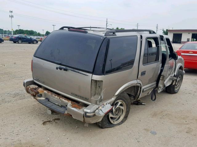 1GNDT13W6X2238052 - 1999 CHEVROLET BLAZER SILVER photo 4