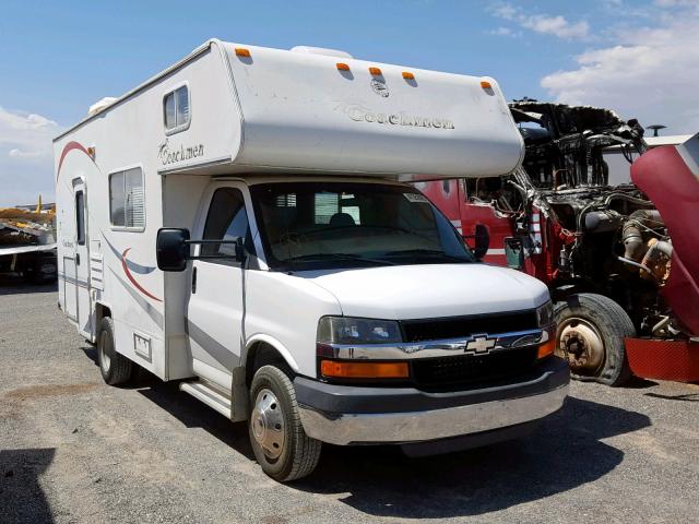 1GBJG31U141110532 - 2004 CHEVROLET COACHMAN WHITE photo 1