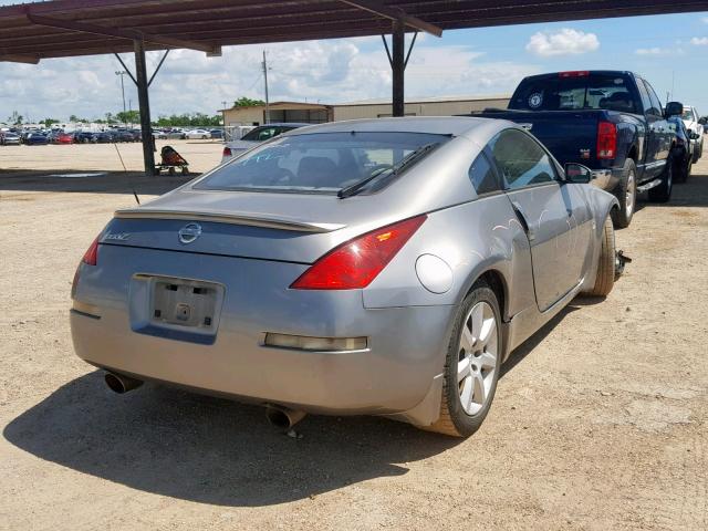 JN1AZ34D25M606024 - 2005 NISSAN 350Z COUPE SILVER photo 4