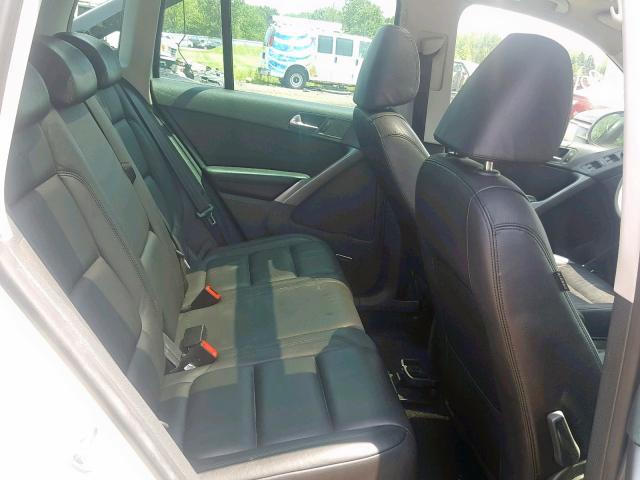 WVGBV95N79W002563 - 2009 VOLKSWAGEN TIGUAN SE SILVER photo 6