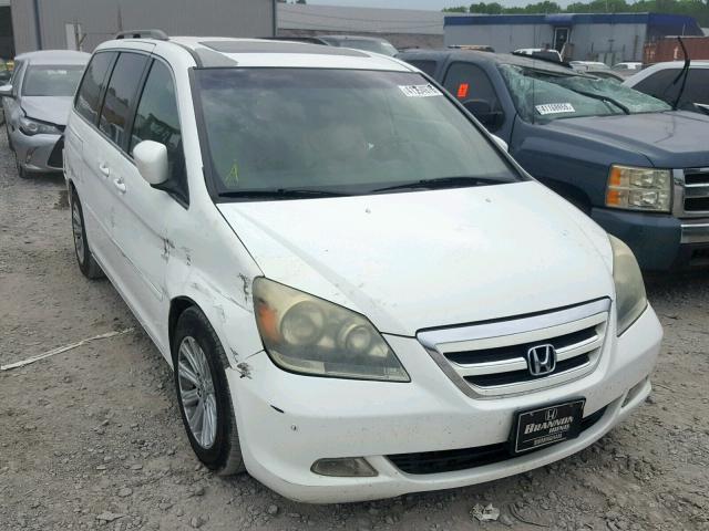 5FNRL38856B121210 - 2006 HONDA ODYSSEY TO WHITE photo 1