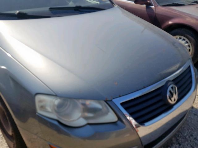 WVWJK73CX7P029388 - 2007 VOLKSWAGEN PASSAT GRAY photo 9