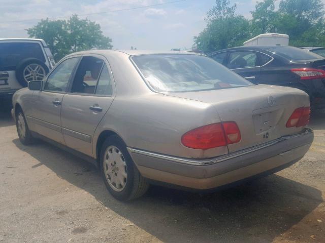 WDBJF55F9VJ024892 - 1997 MERCEDES-BENZ E 320 TAN photo 3