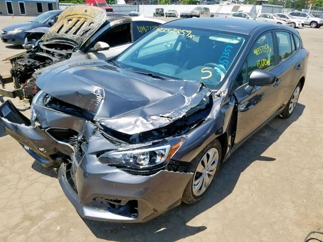 4S3GTAA66J3714083 - 2018 SUBARU IMPREZA GRAY photo 2