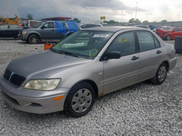 JA3AJ26E42U077335 - 2002 MITSUBISHI LANCER ES SILVER photo 2