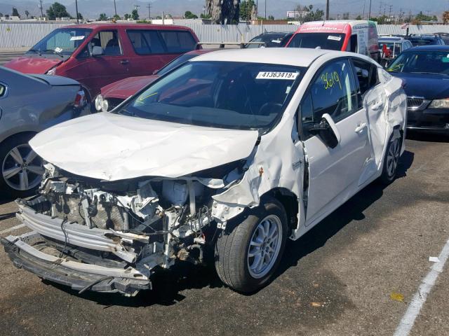 JTDKARFP1J3080536 - 2018 TOYOTA PRIUS PRIM 白色 照片 2
