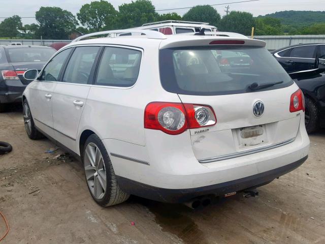 WVWXK7AN7AE062351 - 2010 VOLKSWAGEN PASSAT KOM WHITE photo 3