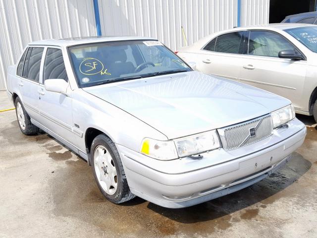 YV1KS9602W1127778 - 1998 VOLVO S90 SILVER photo 1